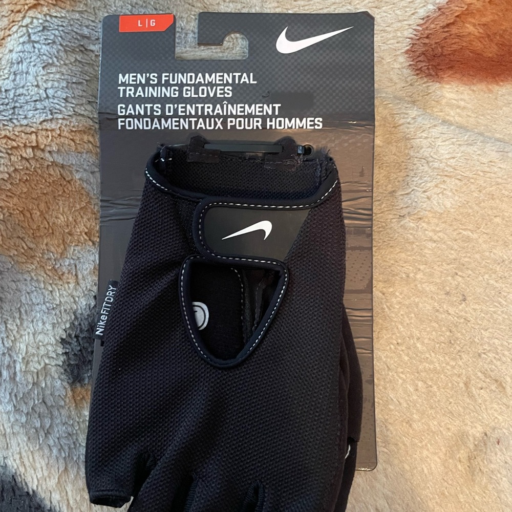 Mens training gloves
